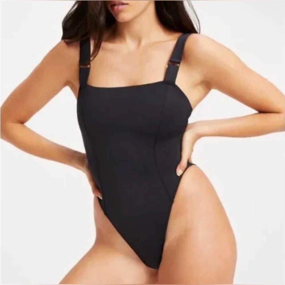 Good American - Contour Swimsuit in Matte Nylon | NWOT | Sculpting Swimwear
